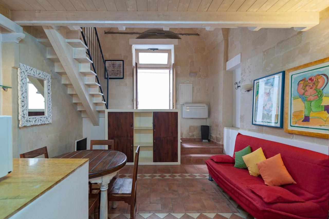 Ferienwohnung Dimora Dei Baroni Lecce Exterior foto