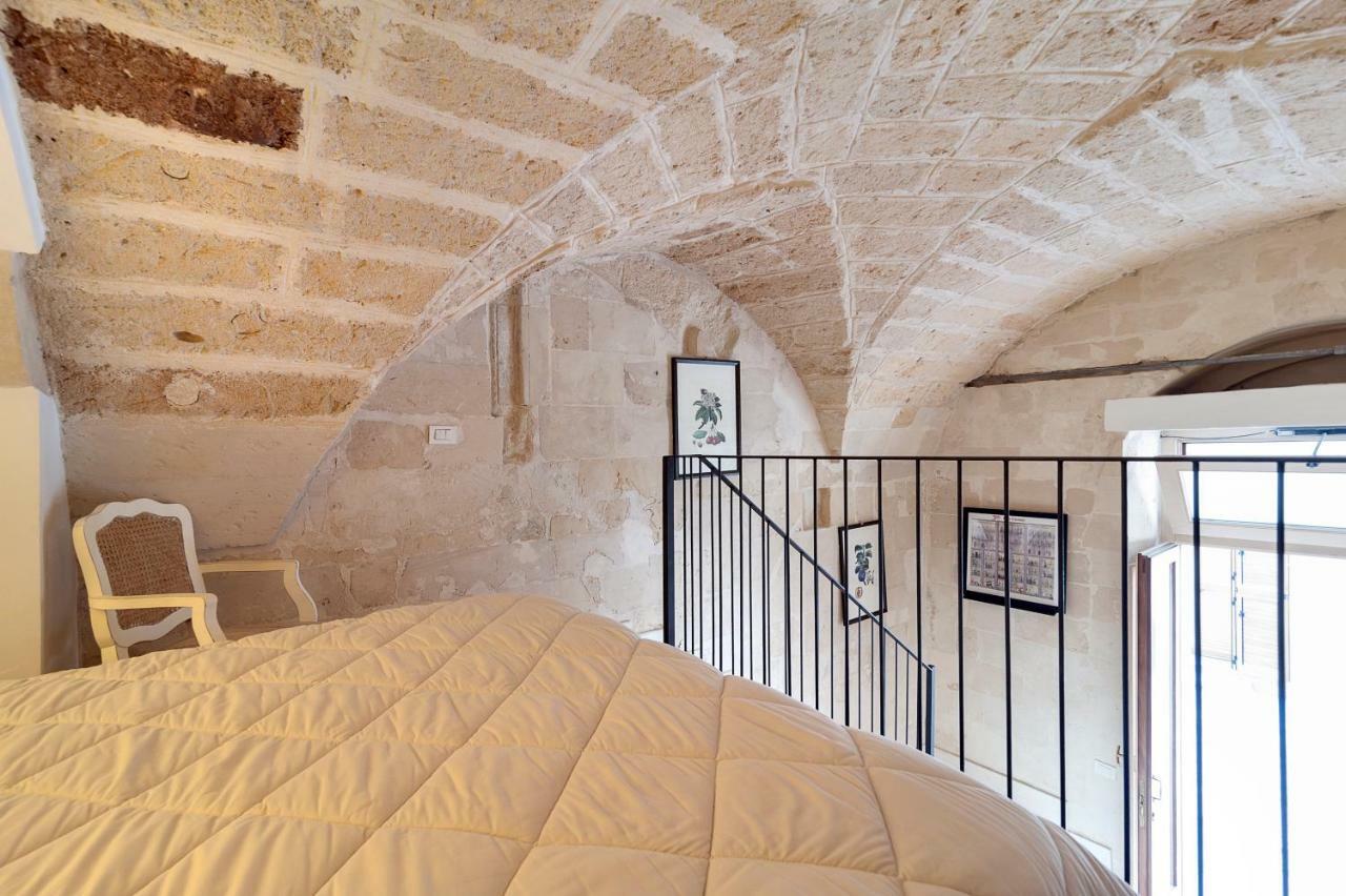 Ferienwohnung Dimora Dei Baroni Lecce Exterior foto